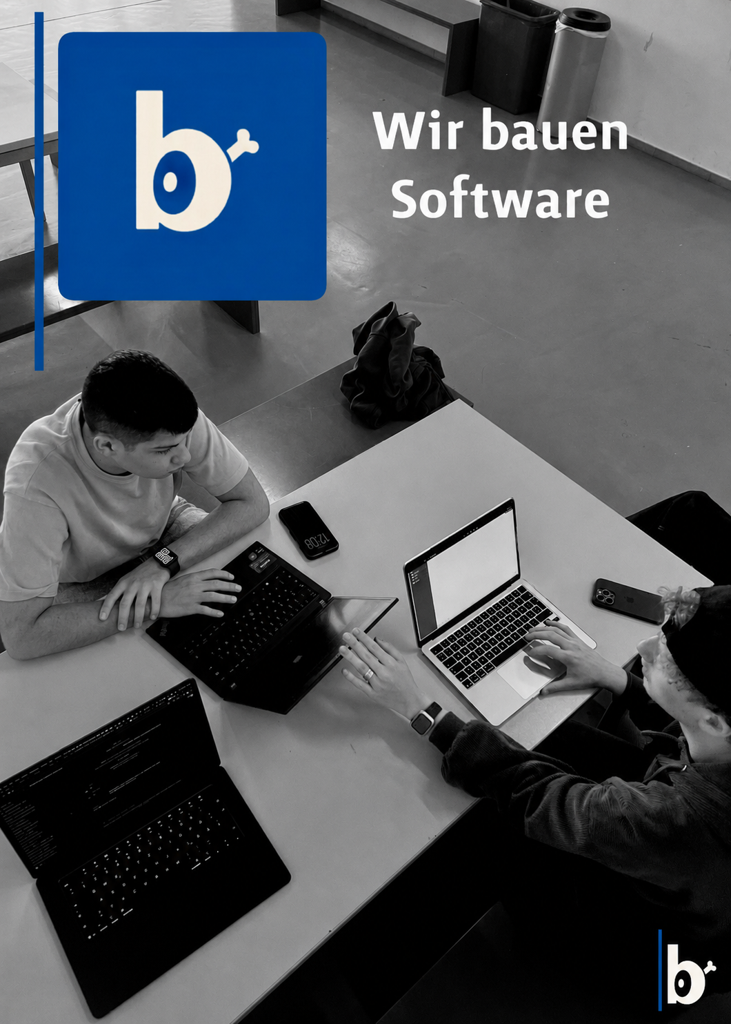 Breakingham Studios Team beim Entwickeln von Software